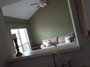 79 Carriage Crossing Ln, Middletown, CT 06457