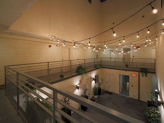 4th image of 4980 S Centinela Ave APT 9