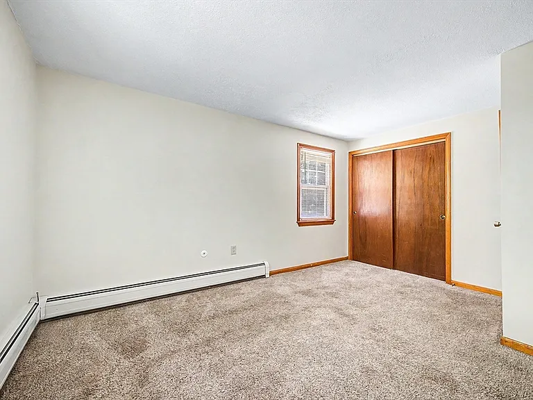 270 Wood St — Photo 19