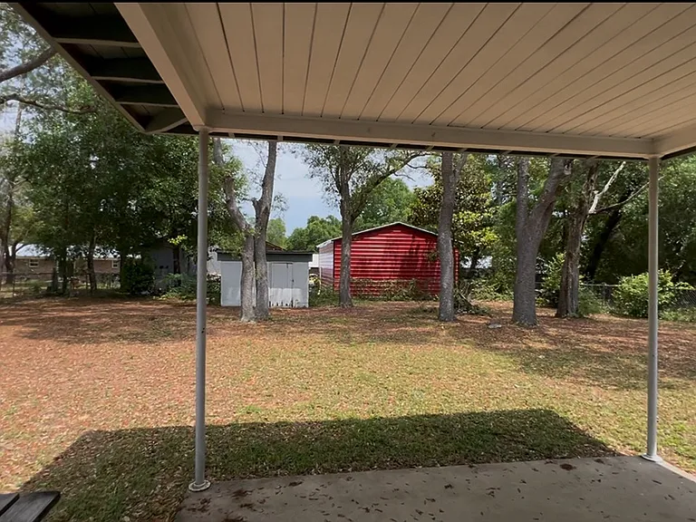 60 Wolverine Ave — Photo 2