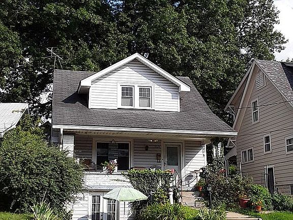 5th image of 1034 Reasor Ave