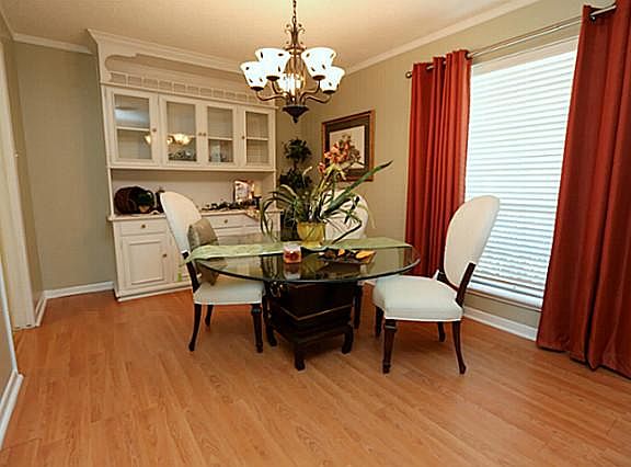 4th image of 3117 High Meadows Dr