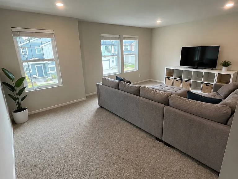 3932 Boxcar Ct NE — Photo 4