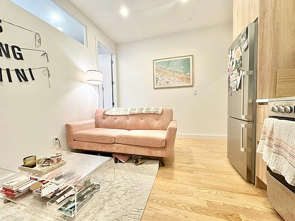 5th image of 228 W 18th St APT 23