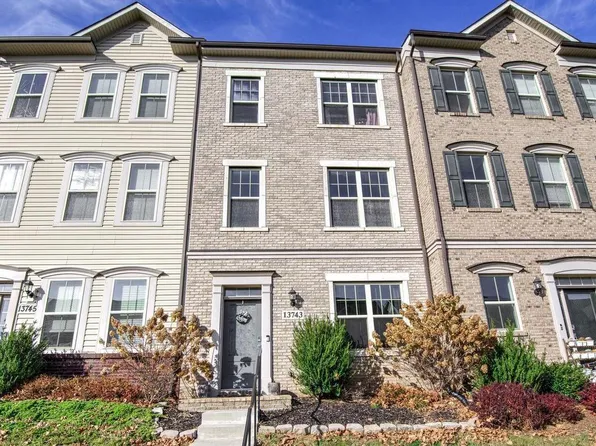 13743 Petrel St, Clarksburg, MD 20871
