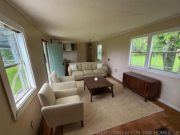 4th image of 12 Dandelion St