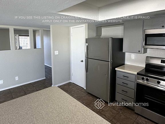4th image of 3150 W Christy Dr