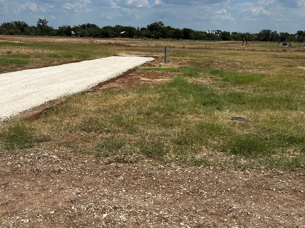 193 Arch Ray Loop, Fredericksburg, TX 78624