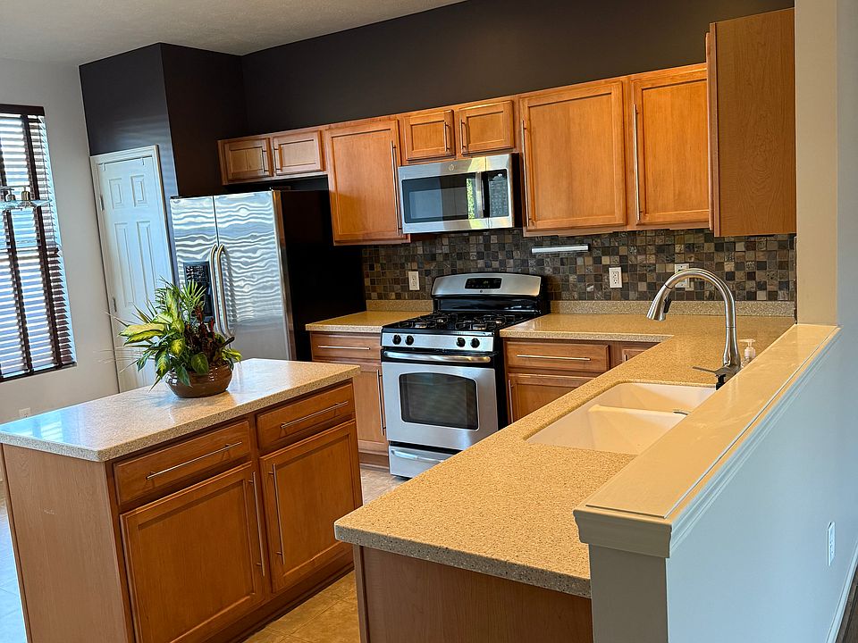 1st image of 294 Ashford Dr