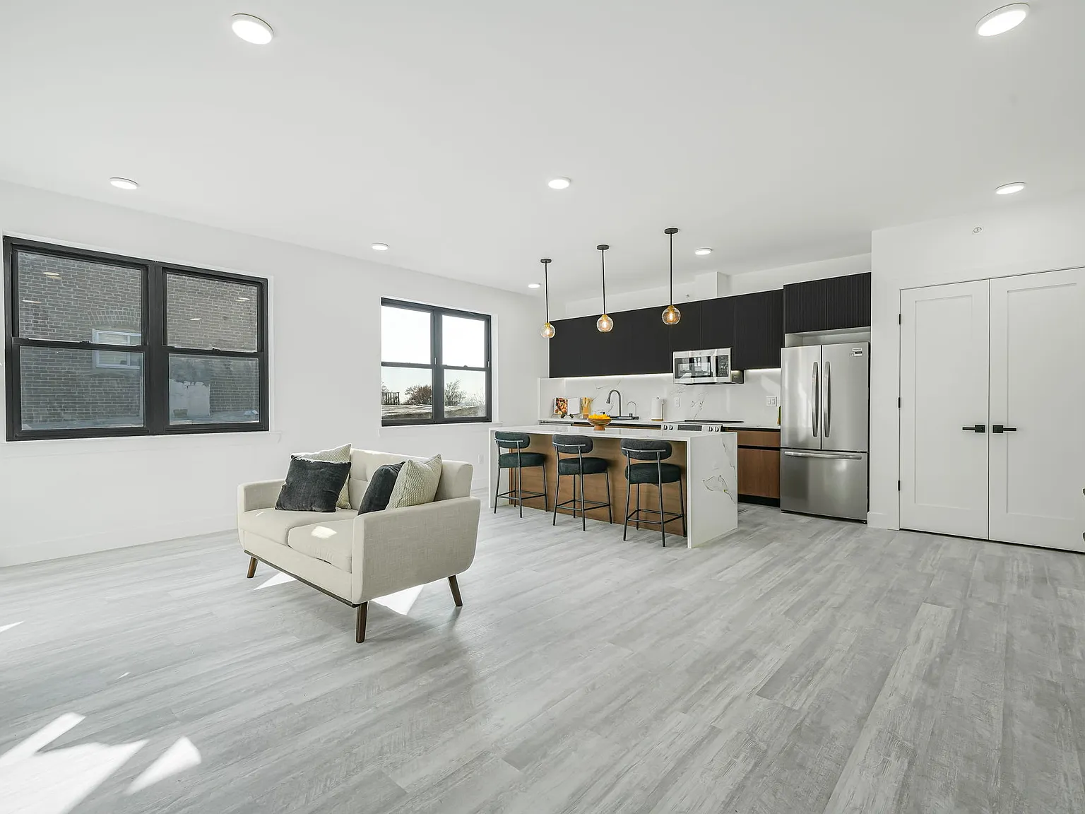 Jfk Residences - 403 — Photo 3