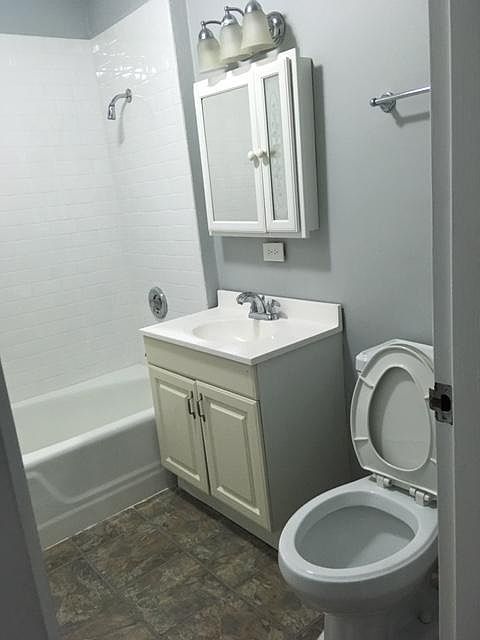 1st image of 5406 S Harper Ave APT 401
