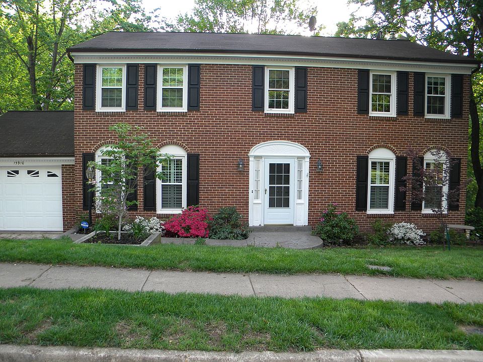 1st image of 15910 Dolphin Dr