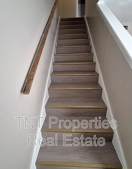1906 Barak Ln #9 — Photo 5
