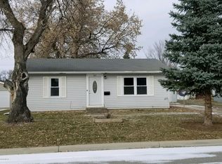 307 W 6th Ave, Milbank, SD 57252