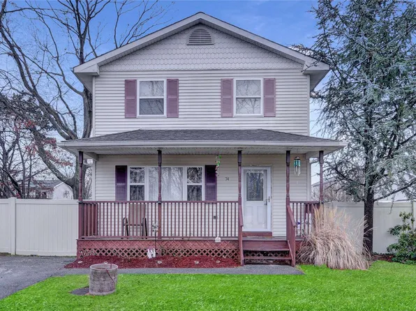 74 S 26th Street, Wyandanch, NY 11798