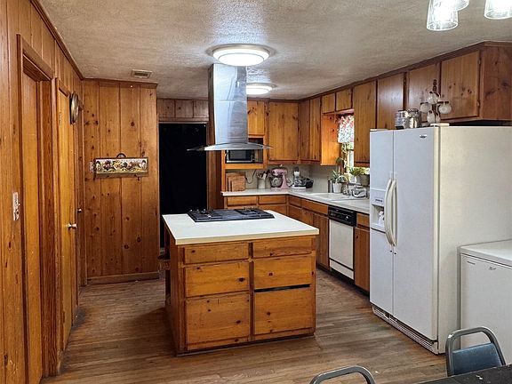5th image of 907 W Fordall St