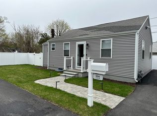 65-65A Louis St, Hyannis, MA 02601