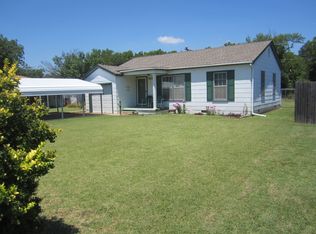 935 N Sunset Dr, Anadarko, OK 73005