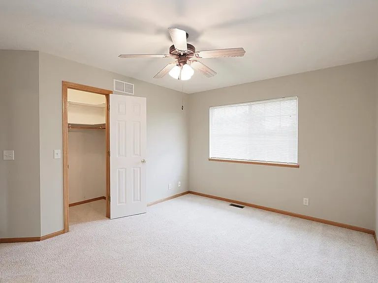 6907 Naples Dr — Photo 17