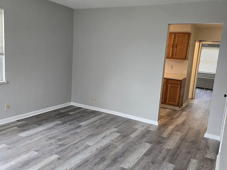 1580 Glenbeck Ave #3 — Photo 4