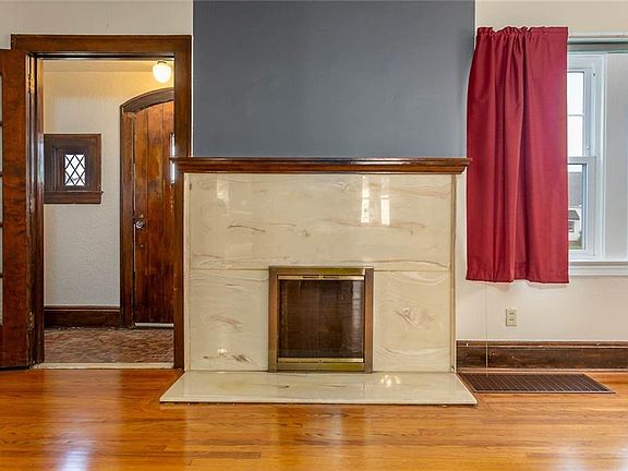 5th image of 3021 Marmore Ave