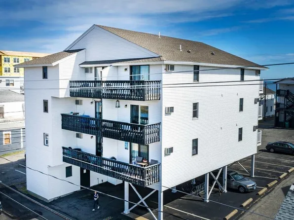 415 Ocean Boulevard #3E, Hampton, NH 03842