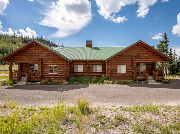 1074 S Bristlecone Ln, Brian Head, UT 84719