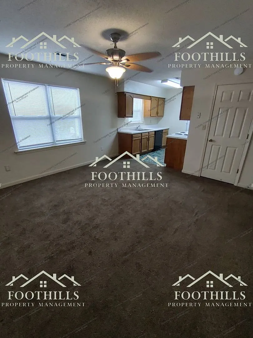 1 bed, 1.0 bath, 700 sqft, $750 — Photo 2