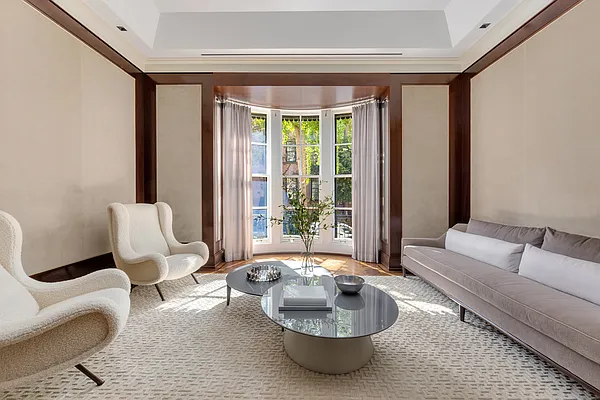 Sold by Douglas Elliman | media 4