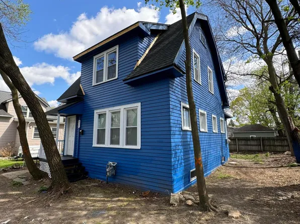 435 Skirrow Pl, Kalamazoo, MI 49008