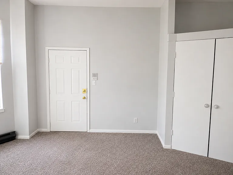 26 E Rochelle St #4 — Photo 4