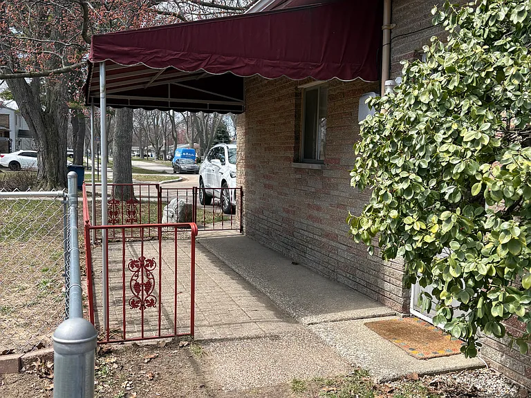 3106 Lindland Rd — Photo 38