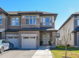 725 Capricorn Cir, Ottawa, ON K4M0J4