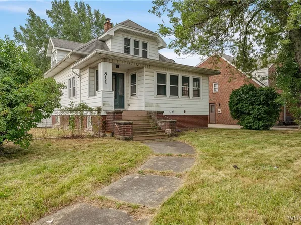 811 Cleveland Dr, Cheektowaga, NY 14225