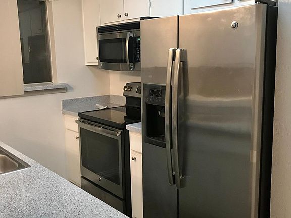 4th image of 2814 Lineville Dr APT 101E