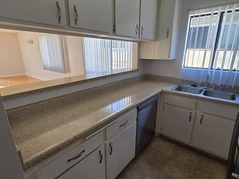 1200 N Orange Dr #102 — Photo 12