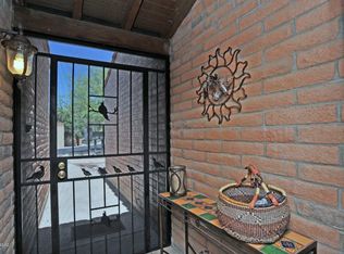 1676 W Dalehaven Cir, Tucson, AZ 85704