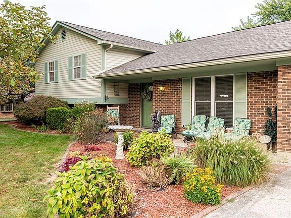 2nd image of 8810 Shadycreek Dr