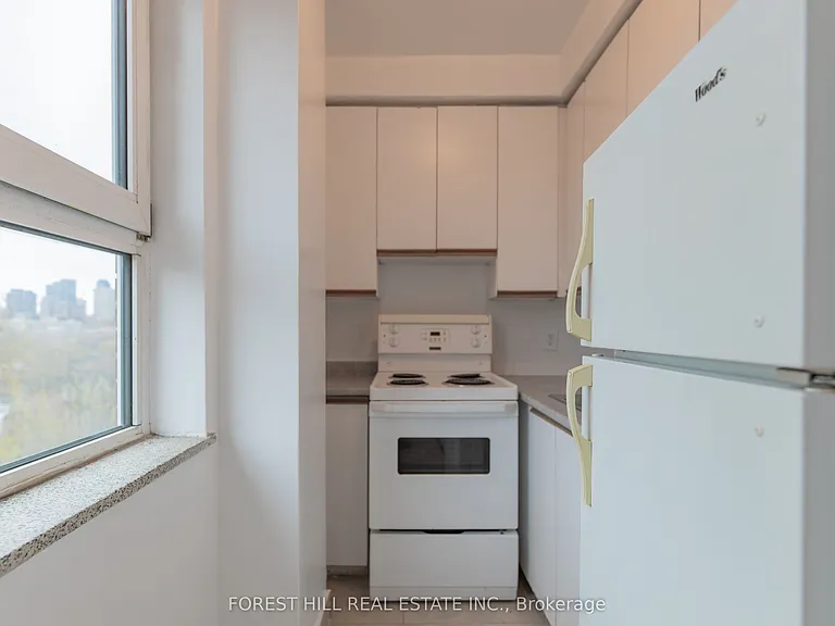 291 Avenue Rd #507 — Photo 11