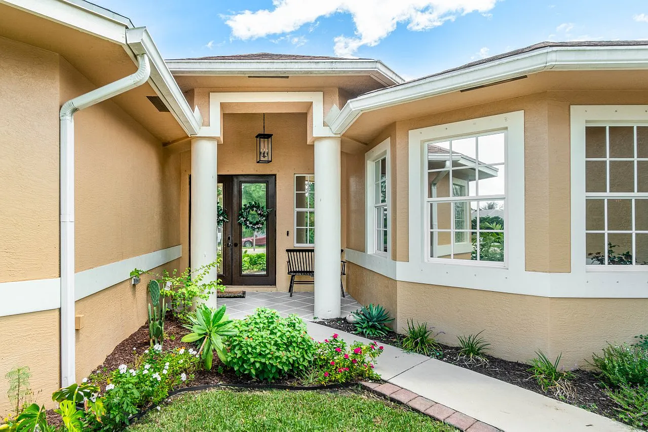 4 bed, 3.5 bath, 2932 sqft, $3,995 — Photo 4