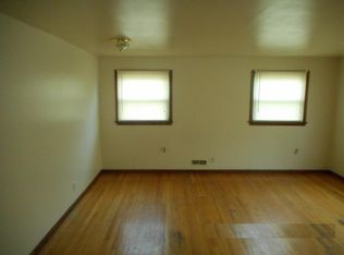 8602 W Hampton Ave, Milwaukee, WI 53225