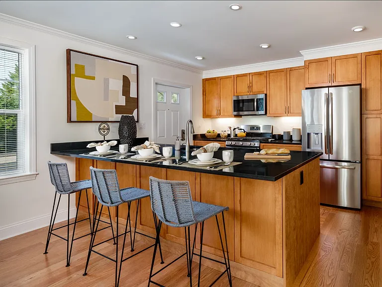 23 Independence Dr — Photo 6