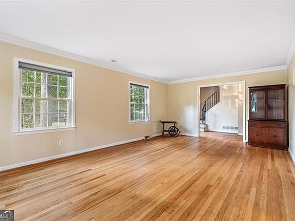 5th image of 4259 Huntington Cir