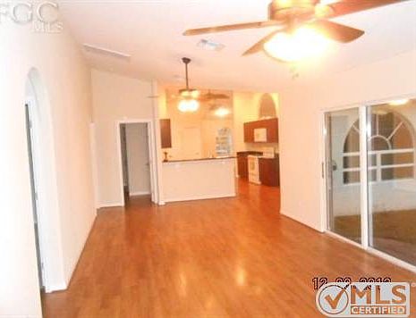5th image of 1511 Crestwood Cir W