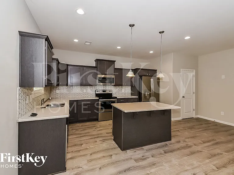 273 Cliffhaven Cir — Photo 5