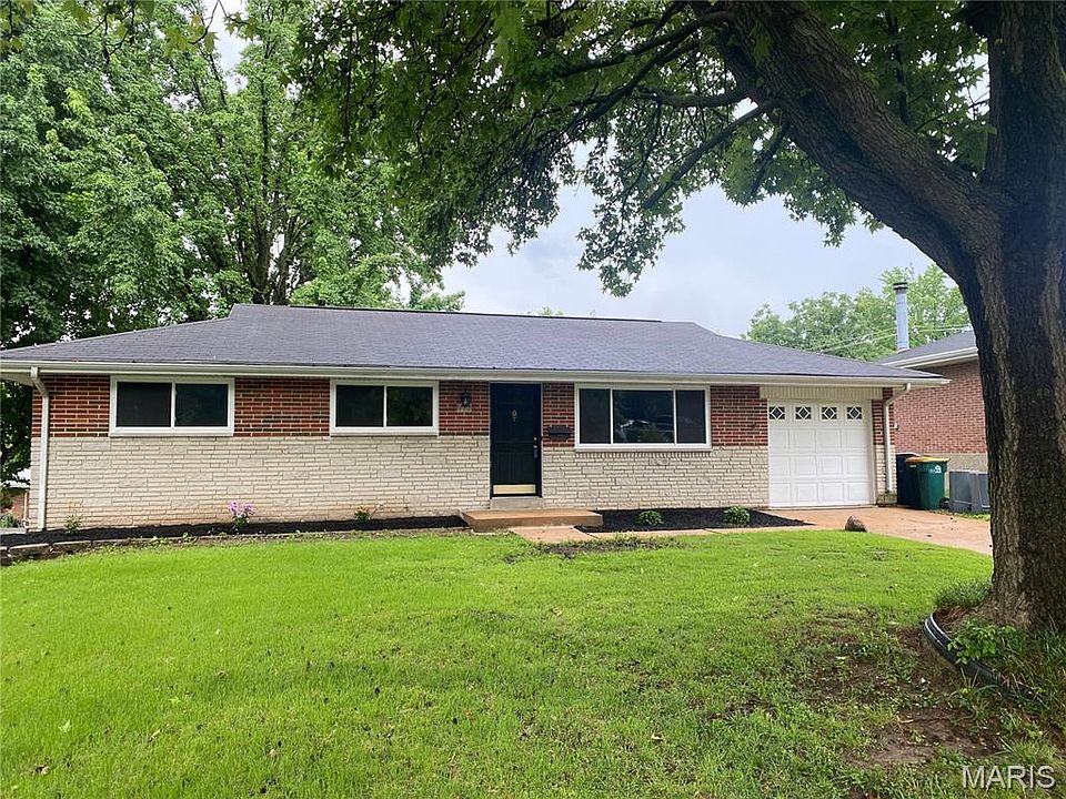1st image of 922 Everglade Ct