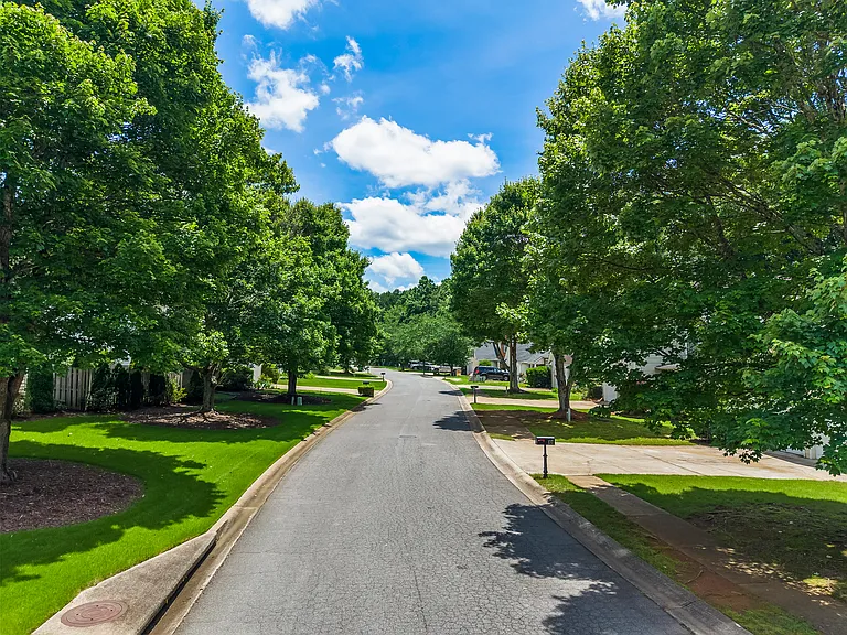 Weatherstone Dr — Photo 18