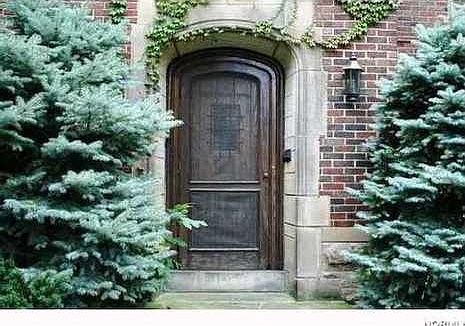 5th image of 21685 Avalon Dr