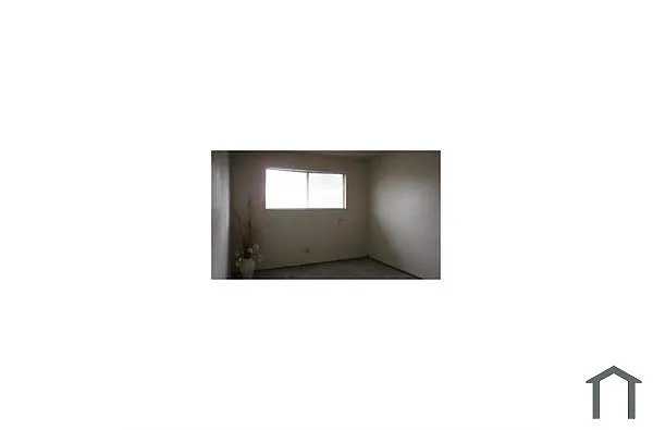Building Photo - 1601 Meadowview Rd