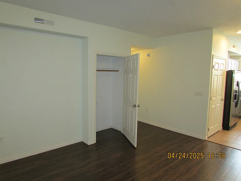 Coat closet